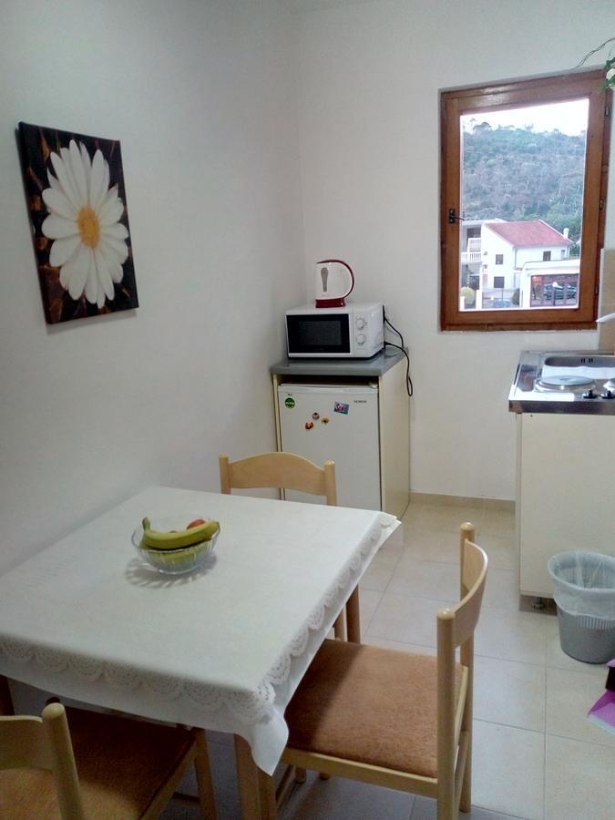 Apartments Skala Sutomore Eksteriør bilde