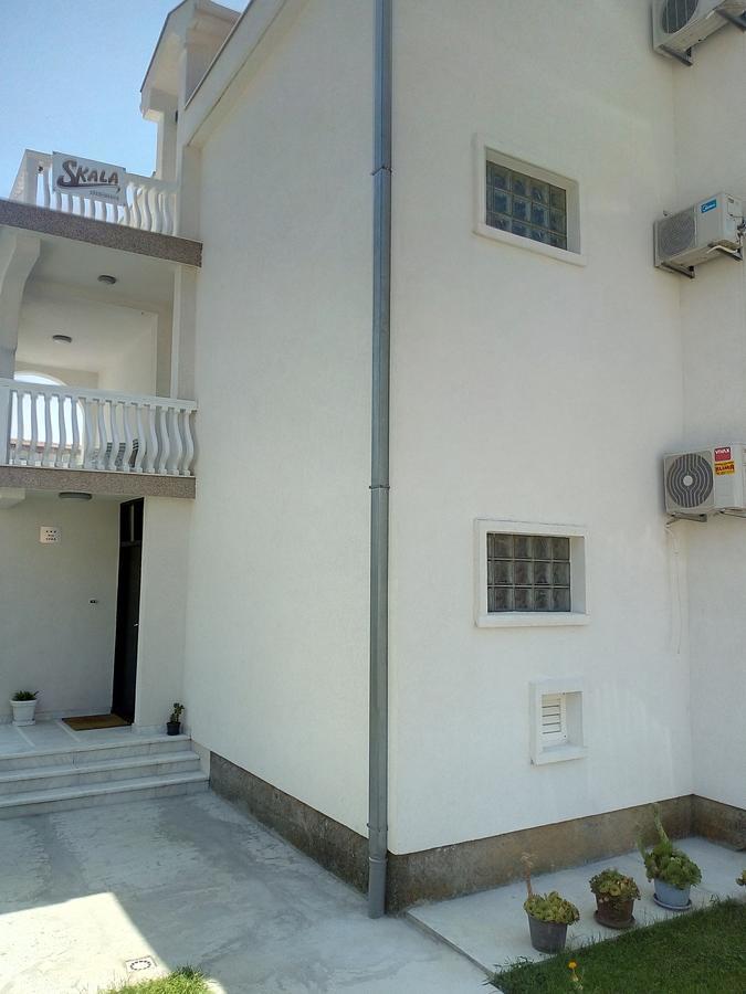 Apartments Skala Sutomore Eksteriør bilde